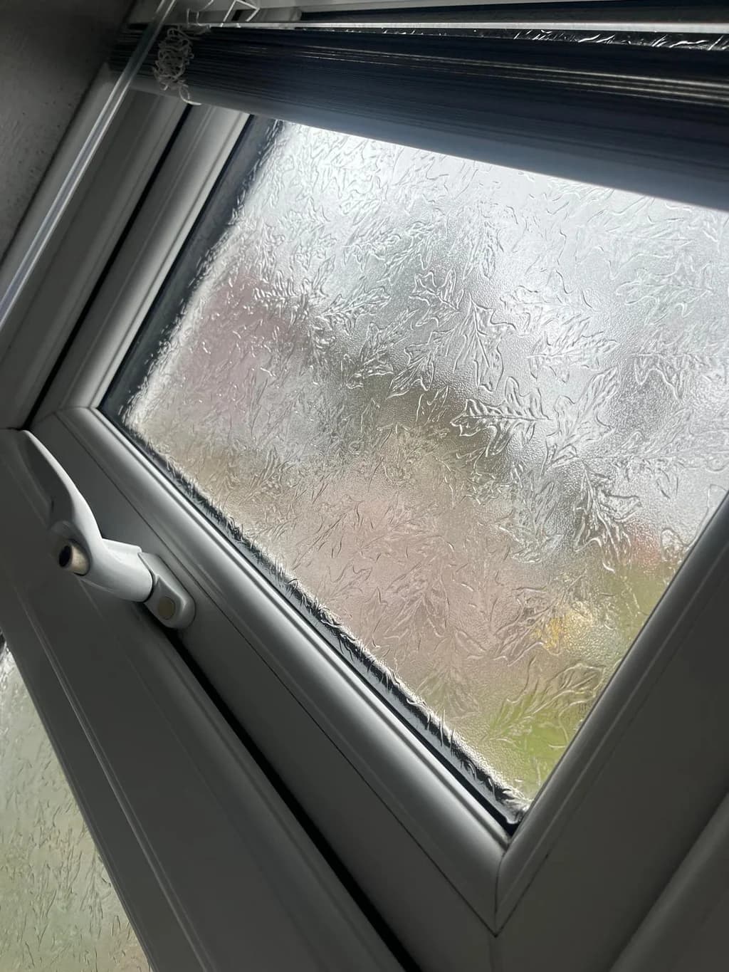Bathroom window frame free of black mould